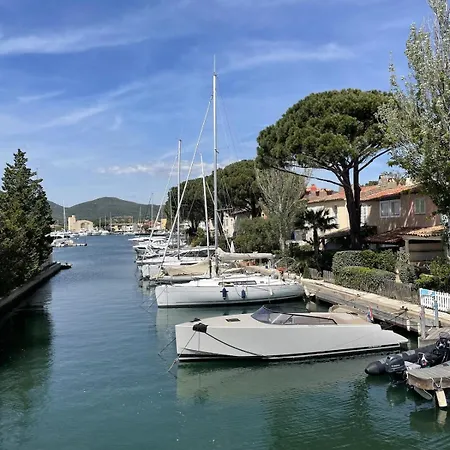 Daire Port Vue Canal ,piscine *
